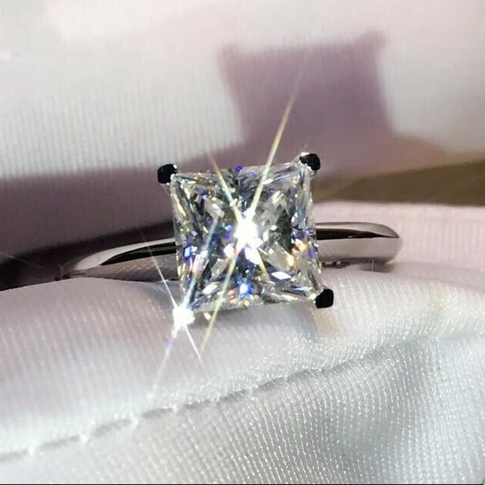 Princess Cut 2 Carat Solitaire Engagement ring